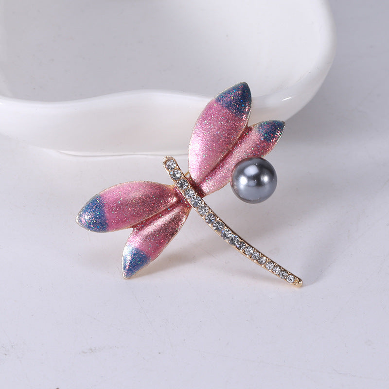 Elegant Dragonfly Brooch Pin with Imitation Pearl - Sparkling Fashion Accessory in Animal Shape for Both Men and Women, Unique Simulation Badge in Novel Design