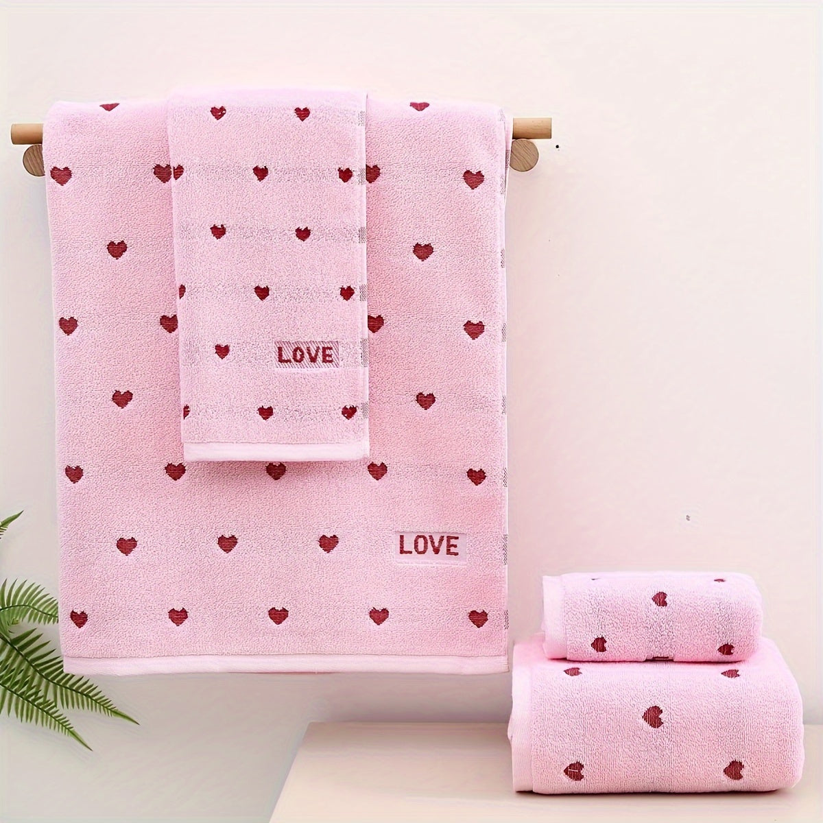 100% Cotton Towel Set with Heart Pattern, 2 pieces. Includes 1 hand towel (34x75cm) and 1 bath towel (70x140cm). Soft, absorbent, unscented. Great for couples, home use, and Valentine's Day