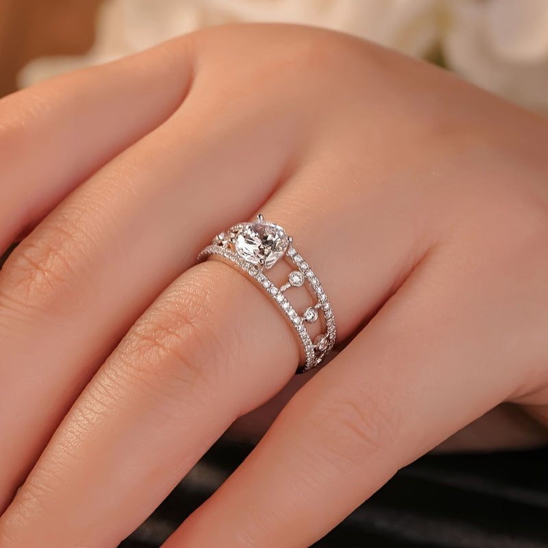 Stunning 1 Carat Round Moissanite Crown Ring in 925 Sterling Silver - Ideal for Proposing, Celebrating Love, or Marking a Special Anniversary with Her