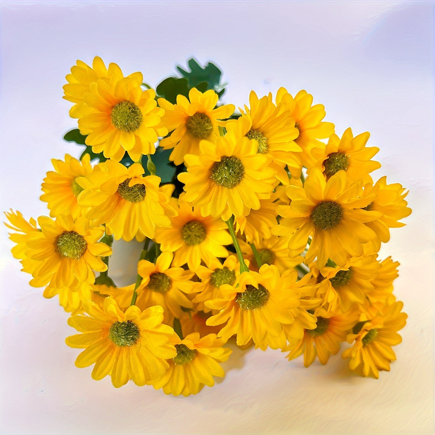 1 set of 21 UV resistant plastic daisies for outdoor decoration, ideal for gardens, courtyards, weddings, holidays, and parties.