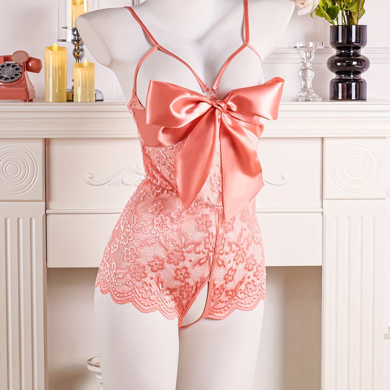 Women's lace bodysuit with large hollow-out bow tie front, light support fabric, made of 88% polyamide and 12% elastane, no padding, ideal for Valentine's Day.