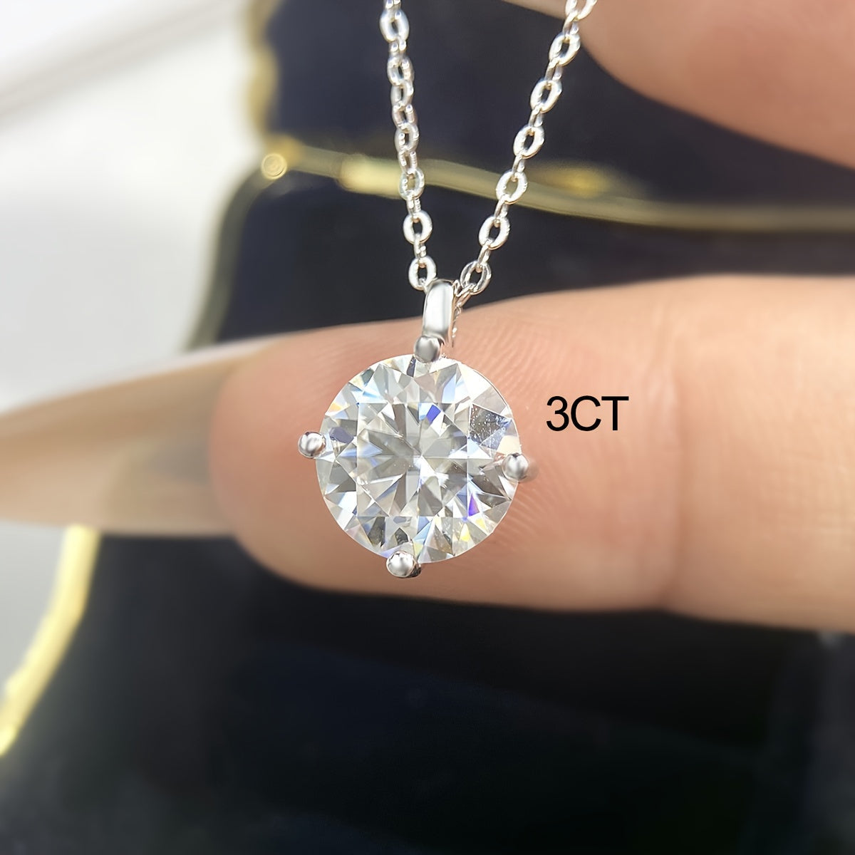 This stunning Mozambique Diamond Pendant Necklace, available in 1/2/3 carat sizes, is crafted from high-quality S925 sterling silver. Perfect for weddings, promises, eternity, or as a luxurious gift for Mother's Day or Valentine's Day. The necklace