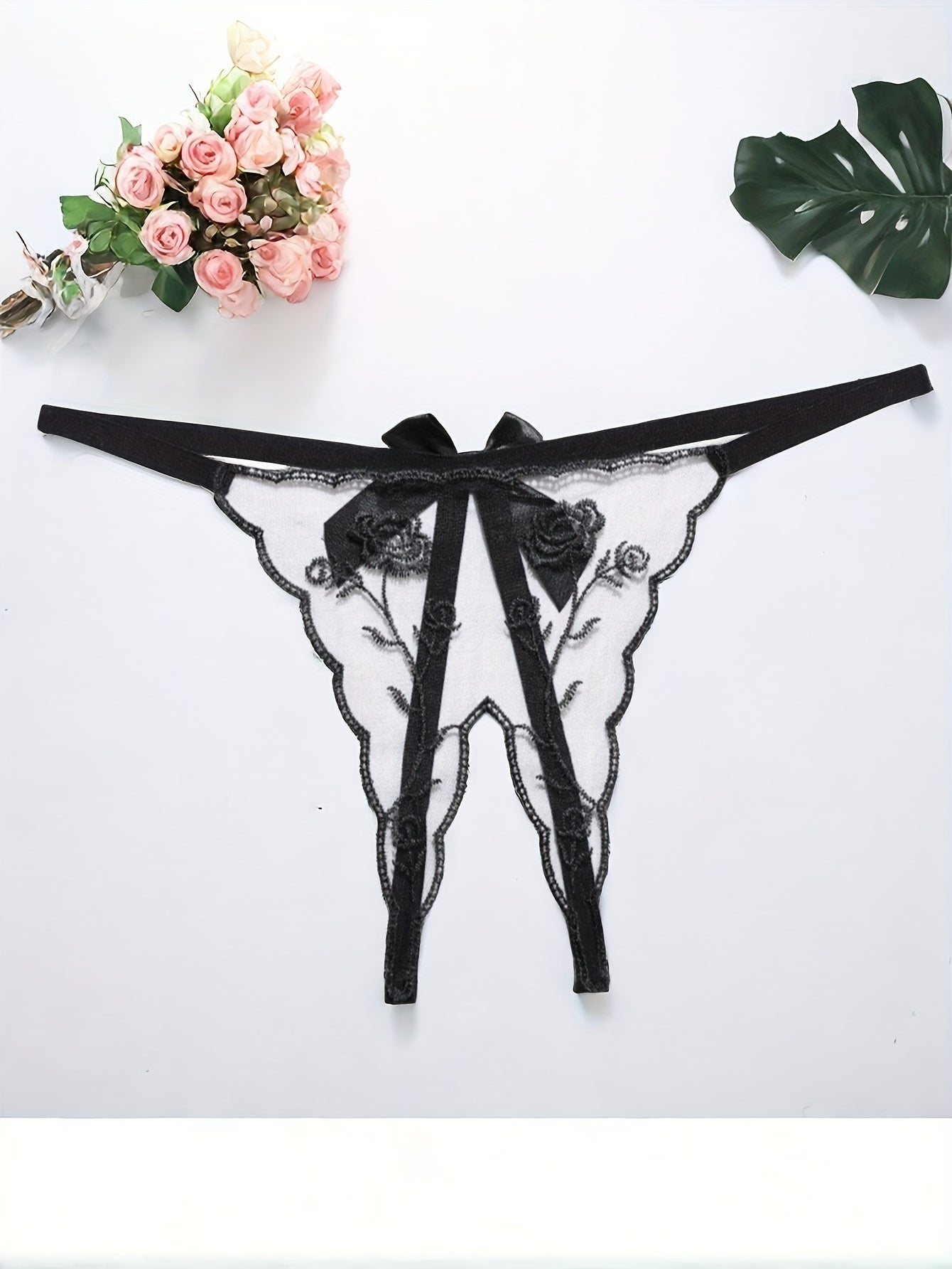 Sexy transparent thong with embroidered rose red double flowers and low waist trousers - fashionable and sexy women's underwear.