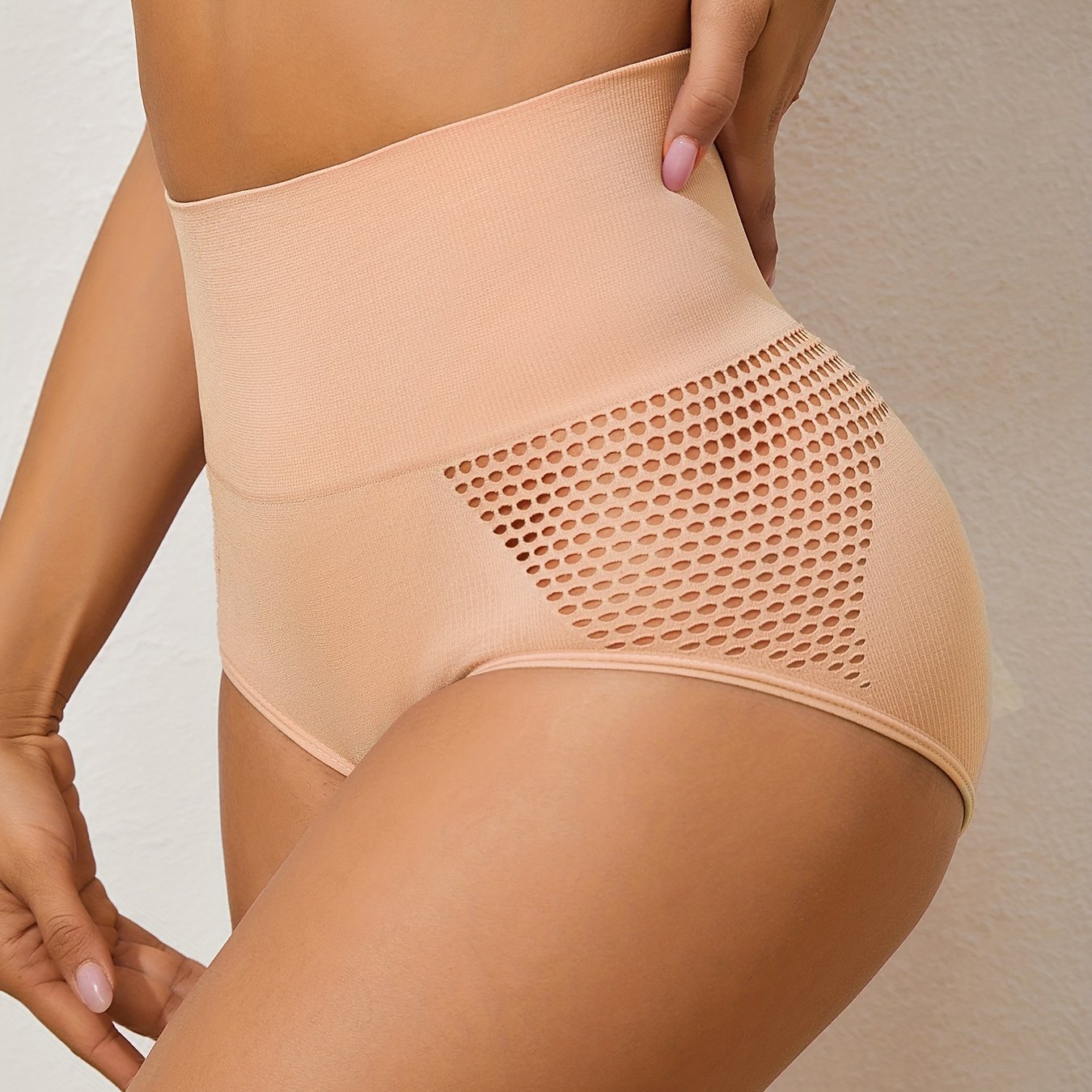 High-waisted breathable underwear for women with multiple shaping benefits: abdomen control, buttocks lifting, postpartum belly shaping, waist slimming, and body sculpting.