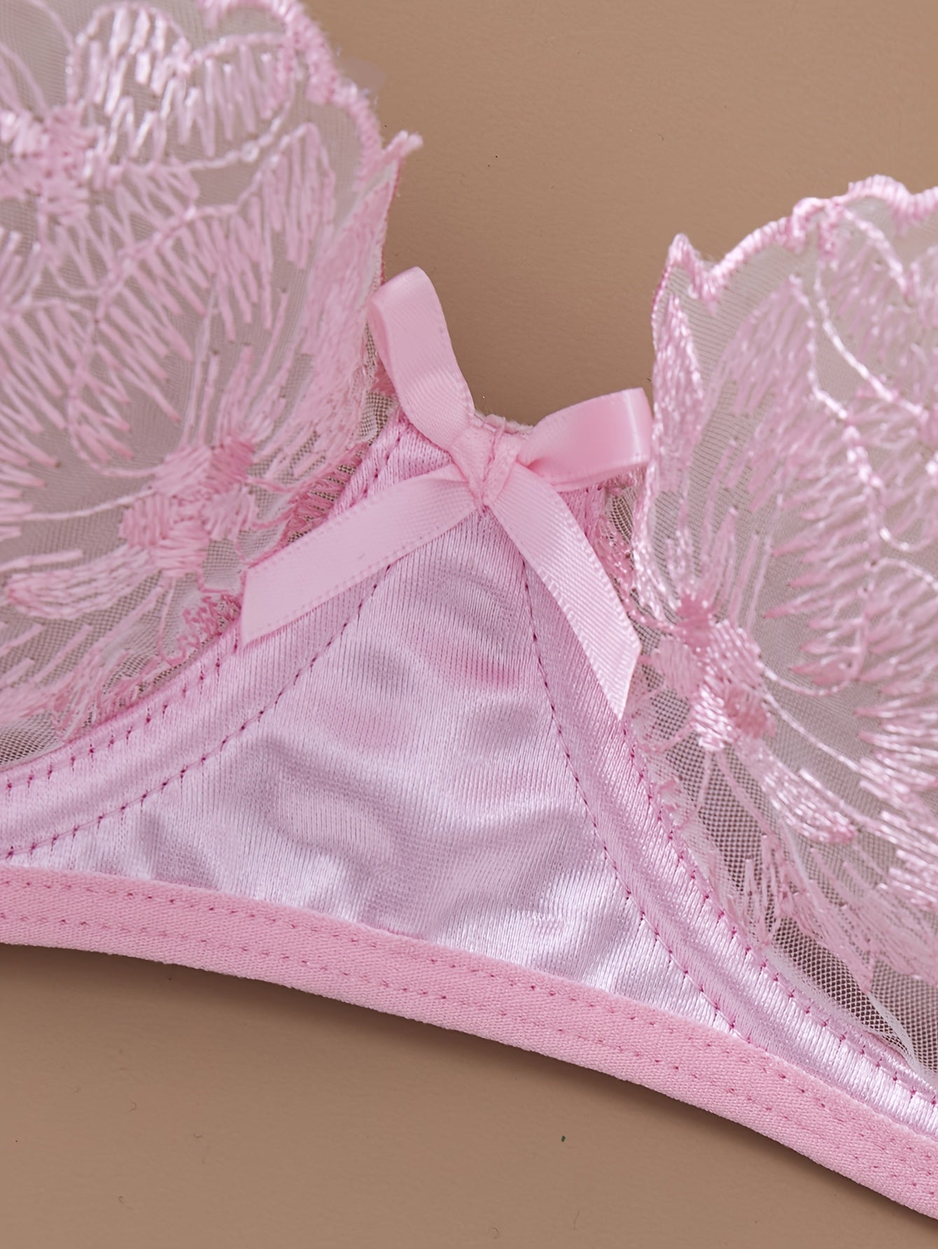 Valentine's Day gift: Cute pink flower embroidery lingerie set for women.