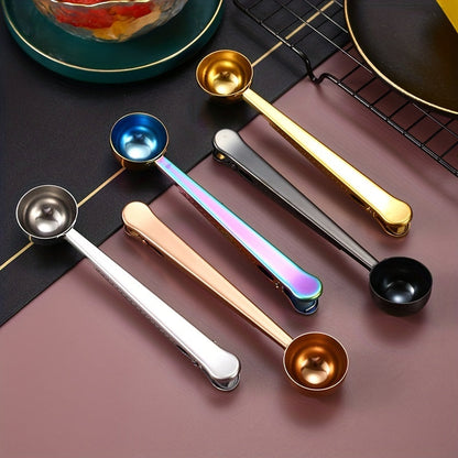 Coffee Scoop with Bag Clip - 1 piece, Stainless Steel Measuring Spoon and Sealing Clamp, Multifunctional Milk Powder Scoop with Clip, Essential Kitchen Accessory