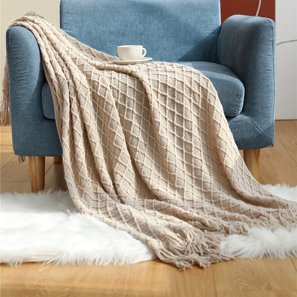 Soft and Cozy Knitted Throw Blanket with Tassels, Ideal for Couch or Bed - Enhance Your Comfort and Style