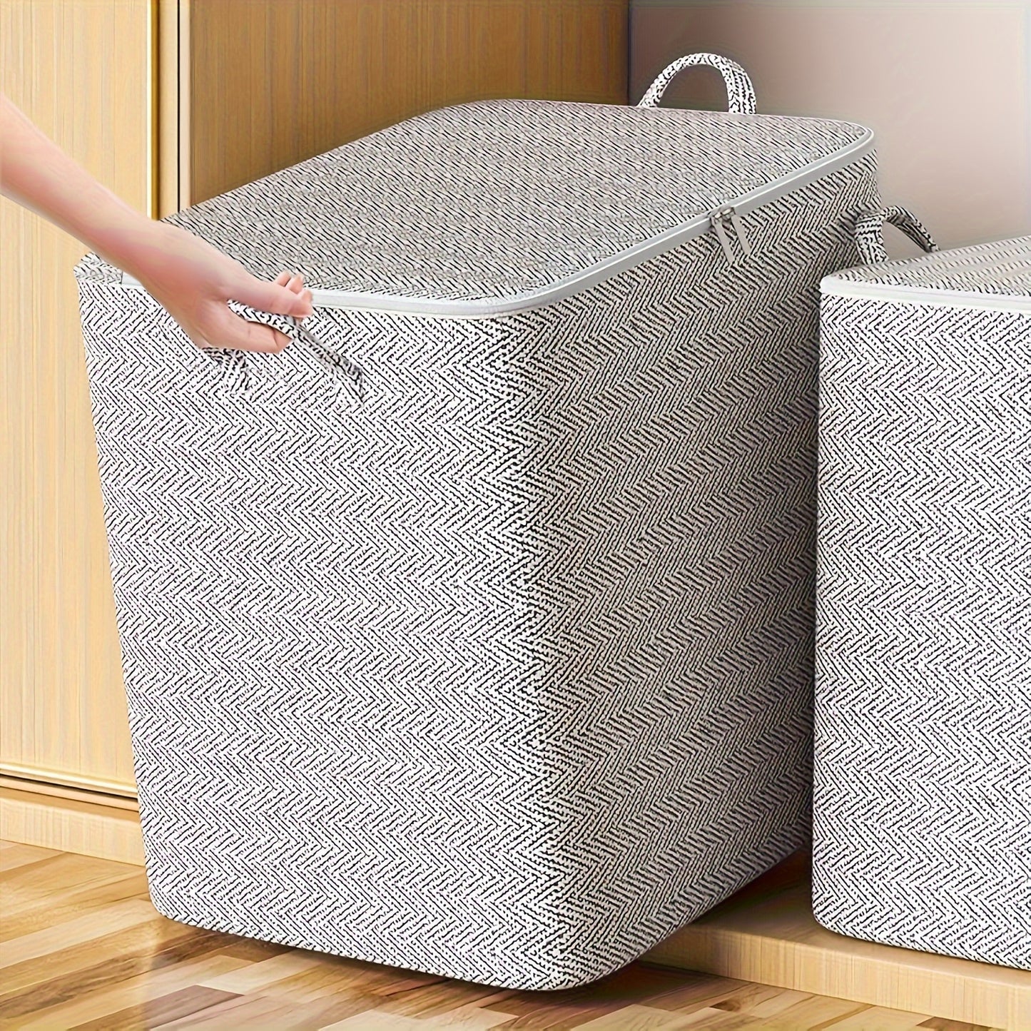 Effortlessly declutter and organize with our 1pc Large Capacity Storage Bins made of Non-Woven Fabric. Ideal for clothes, toys, and more, they simplify home organization for tidier living