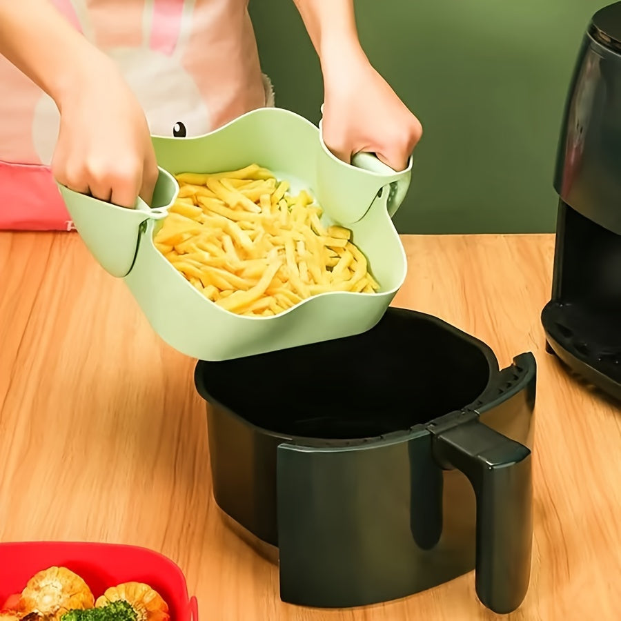 Get 1 piece or a set of 3 pieces of WIEZ Silicone Air Fryer Liners, measuring 19.56cm square. These reusable baking trays are food-safe oven accessories and essential kitchen gadgets for healthy cooking.