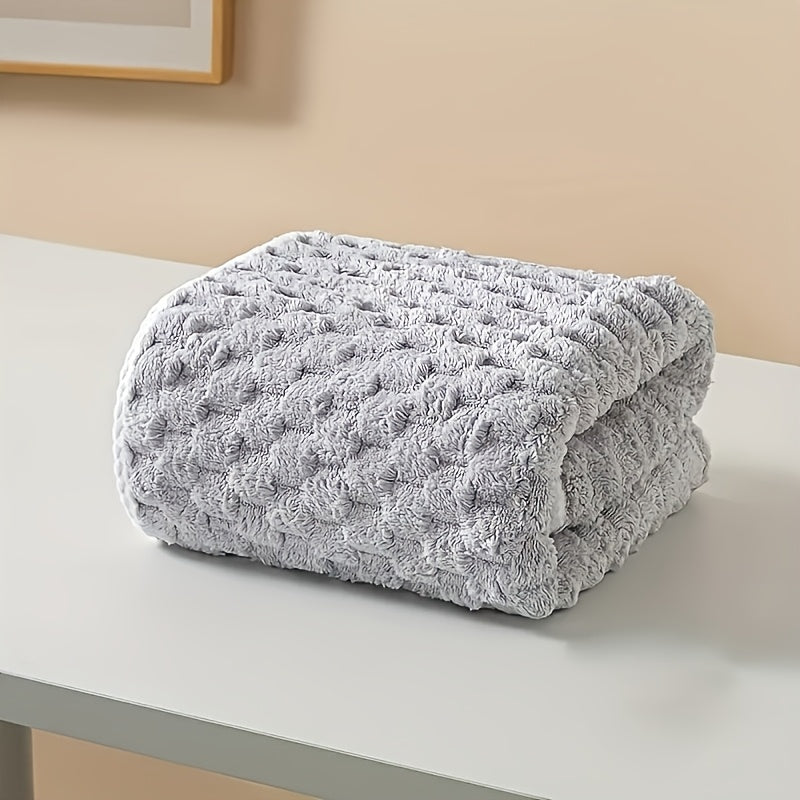 Ultra-soft microfiber towel with quick-dry, high absorbency and moire pattern. 85% polyester, 15% nylon, 320gsm. Hand wash. Ideal for bathroom, RV, sports, yoga, outdoor. Perfect Christmas gift.