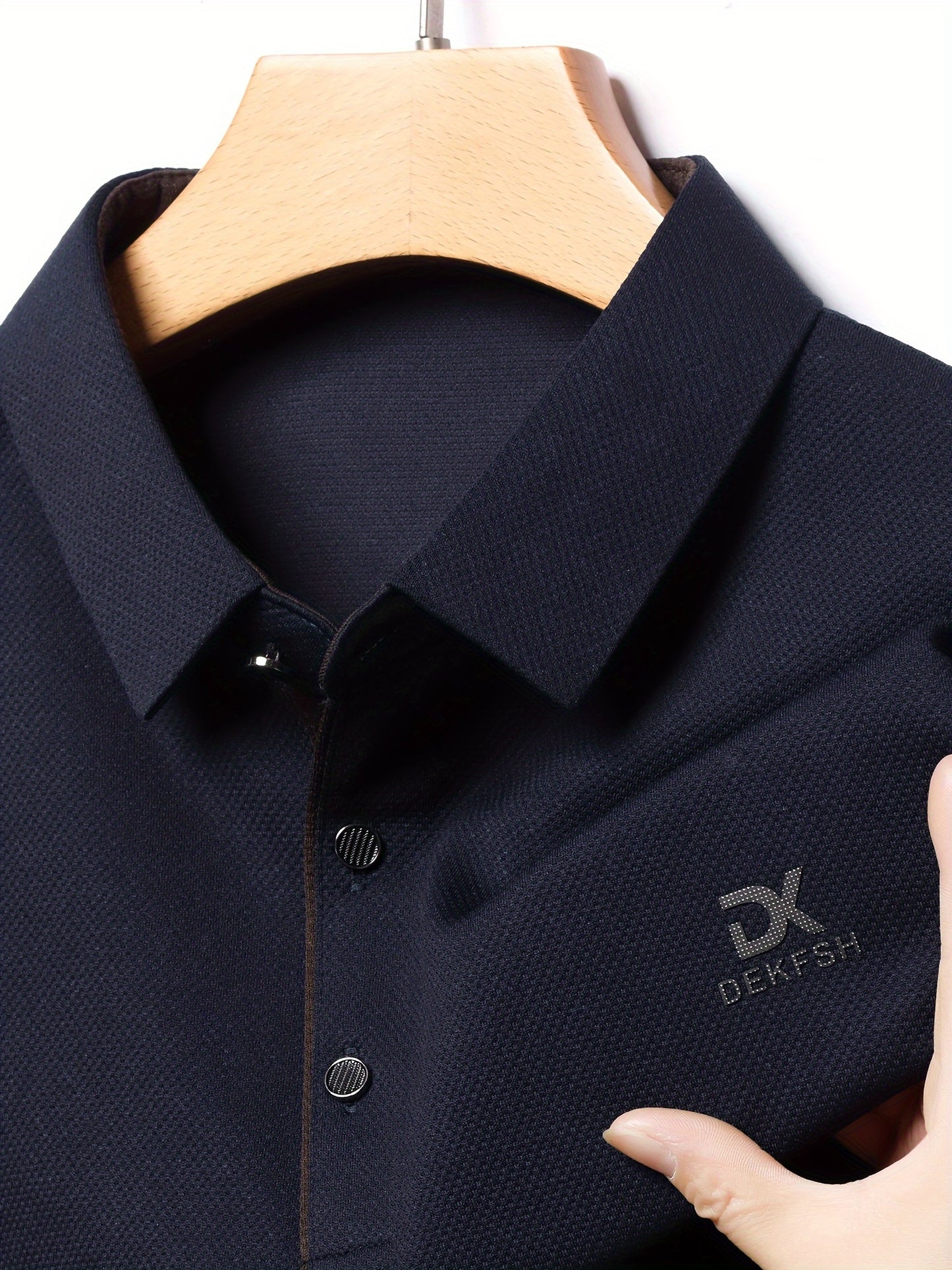 Men's breathable shirt with letter print, perfect for golf and outdoor activities. Made of polyester, features a button-up collar, regular fit, ideal for spring and fall.