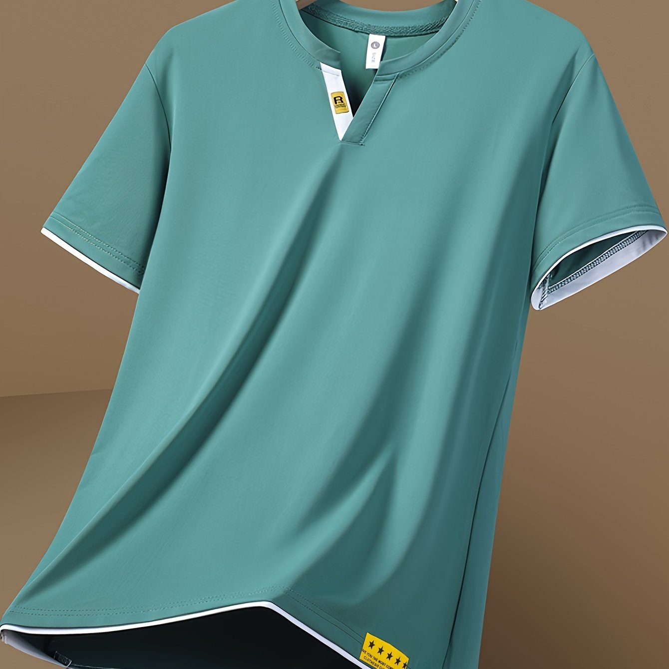 Men's V Neck T-shirt in Matching Colors for Outdoor Wear