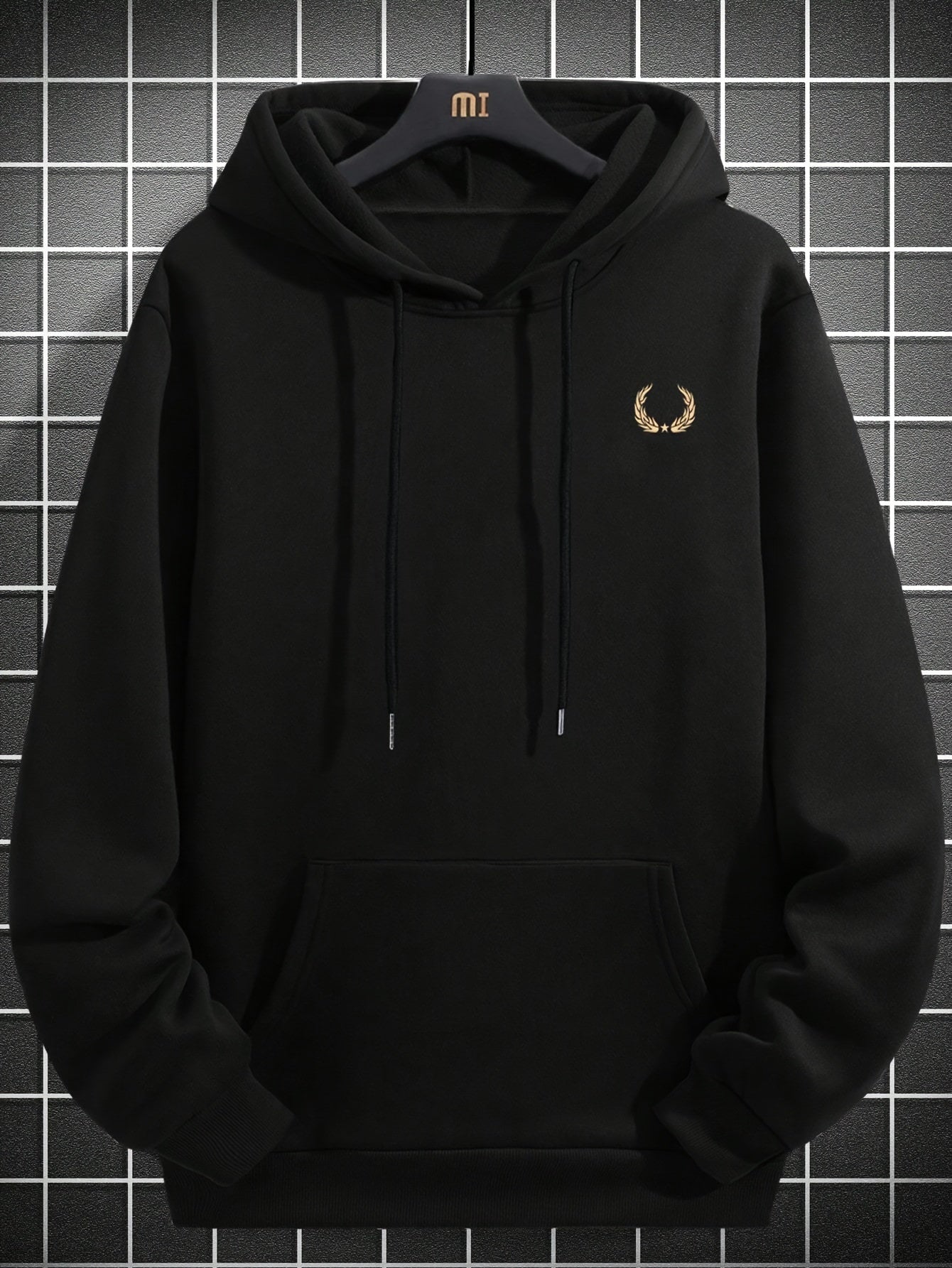 Casual hoodie with wheat ear print, 100% polyester, hooded with slight stretch, regular fit, 220gsm knit fabric, fake pocket and drawstring detail.