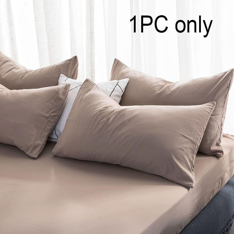 One piece set of 100% Brushed Pillowcases (Without Pillow Core) that are ultra soft and cozy, while also being wrinkle, fade, and stain resistant. Features envelope closure for easy use on bed pillow cases.