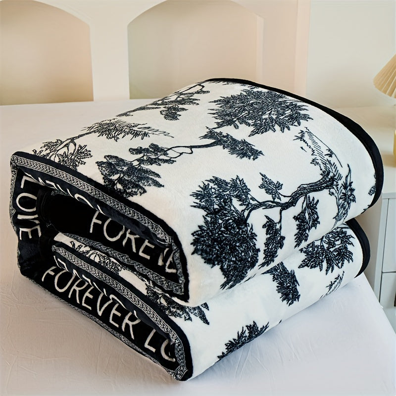 Stylish Black & White Floral Flannel Throw Blanket with Lace Embellishments - Hypoallergenic, All-Season Comfort, Machine Washable, Multiuse for Home and Pets, Made of Polyester