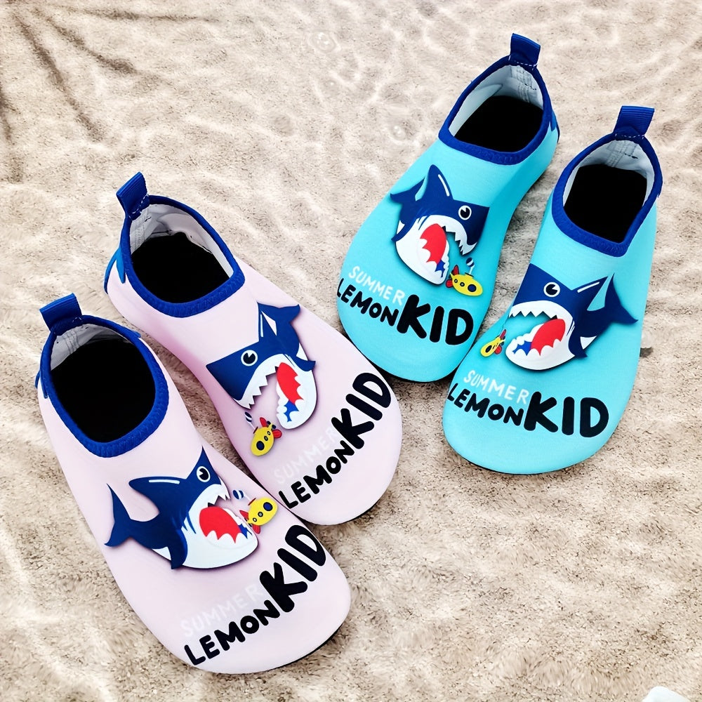 Boys Baby Shark Print Water Shoes for Swimming, Diving, and Surfing, with Non-slip Breathable Design and Quick Drying.