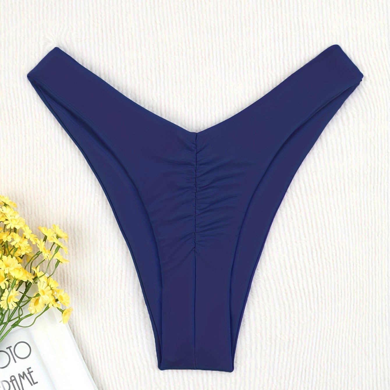 European and American fashion pleated thong-style bikini for beach vacation parties