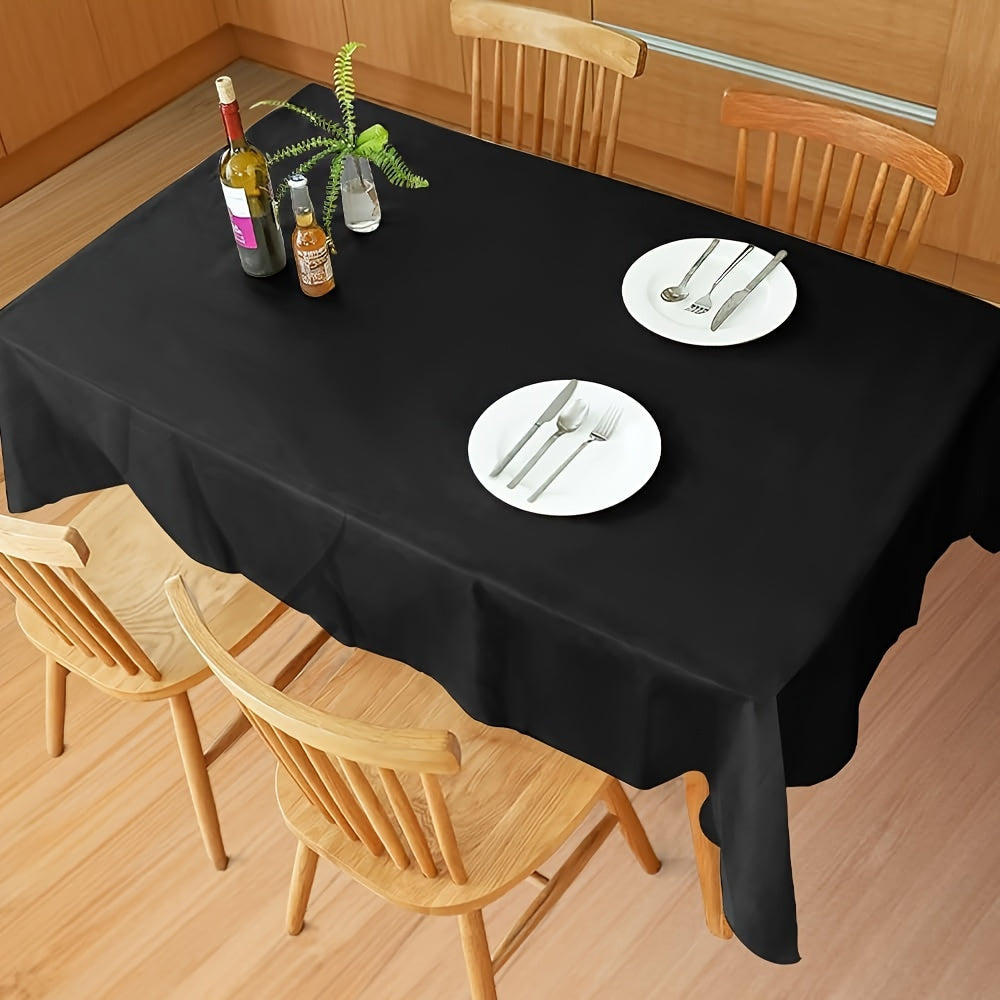 Essential for weddings and parties, this rectangular disposable plastic tablecloth is made of durable PEVA material. Measuring 137.16x274.32cm, it is waterproof and suitable for a variety of occasions, including birthdays, celebrations, and even bathroom