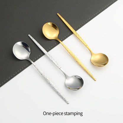 2 pieces/4 pieces/8 pieces of silver, gold, and coffee spoons. These exquisite small spoons are perfect for seasoning, stirring milk, or stirring your tea. Made of stainless steel, these stirring spoons are both practical and elegant.