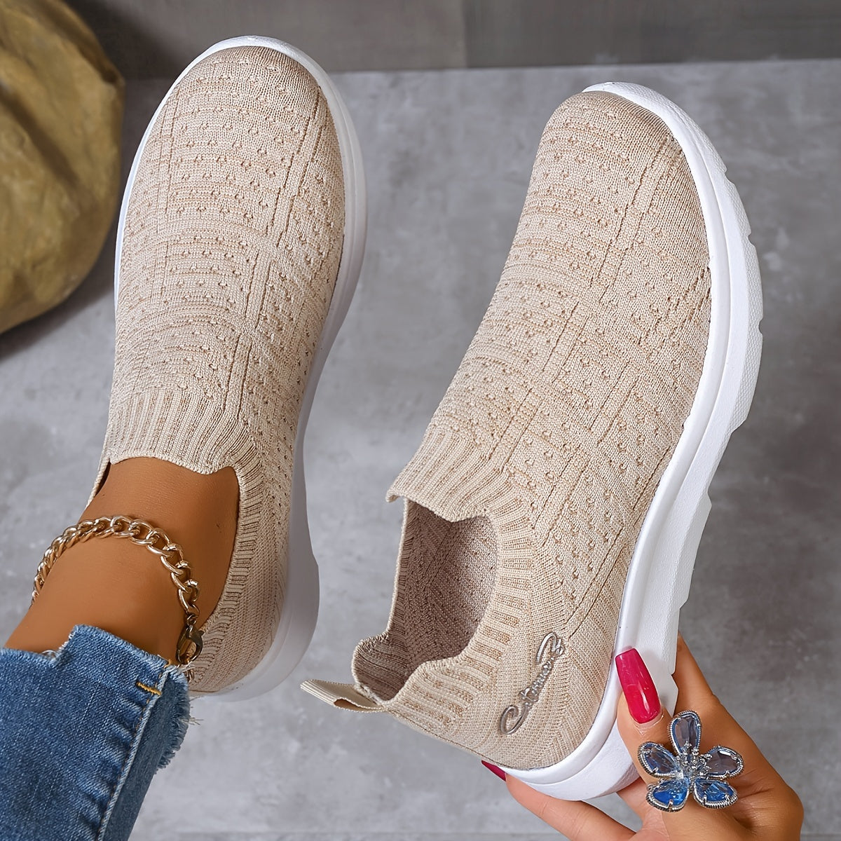 Women's Breathable Knit Slip-On Sneakers with Diamond Pattern Design, Lightweight and Soft Sole, Low-Top, All-Season Comfort, Cute Shoes.