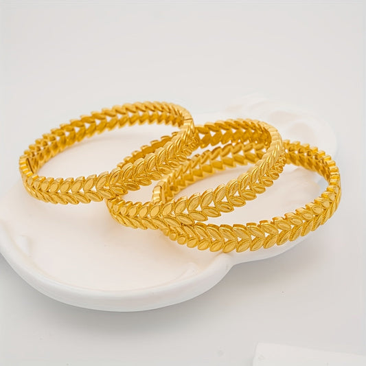 Luxurious and beautiful, this set of two Golden Elegant and Exquisite Hollow Open Bracelets are perfect for adding a touch of glamour to any outfit. With a design that radiates golden glory, these bracelets are an ideal gift for the Middle East Saudi