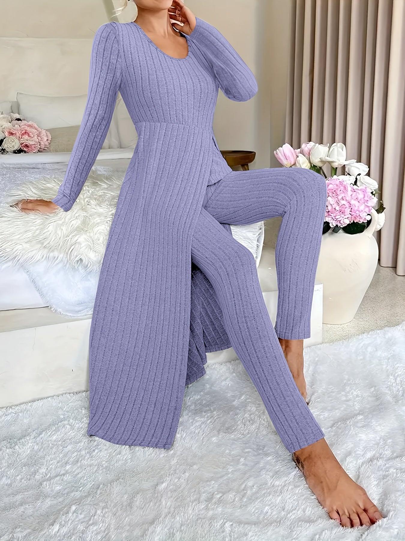 Ribbed long-sleeved top and pants set for women