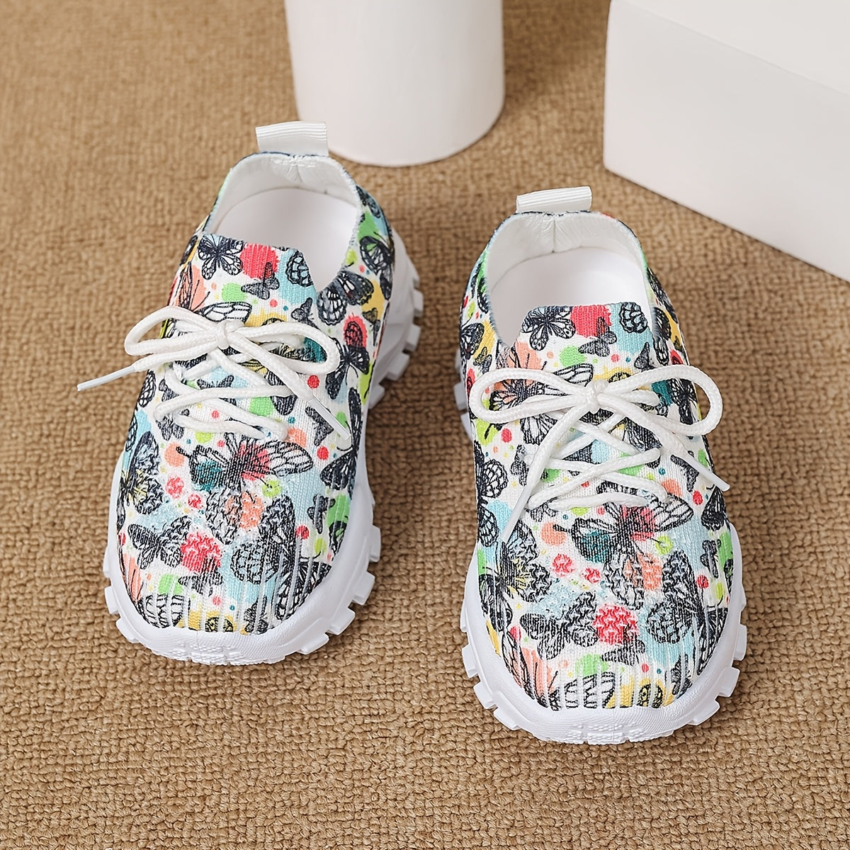 Stylish Butterfly Pattern Sports Shoes with Non-slip Sole, Ideal for Outdoor Activities.