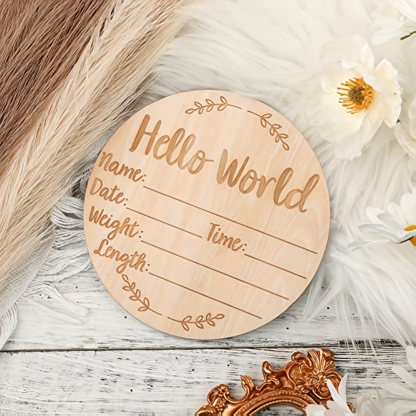 Baby Announcement Sign made of Wood, 14.99 cm Round Shape, Hello World Newborn Welcome Sign, Perfect for Photography Prop or Baby Shower Gift.