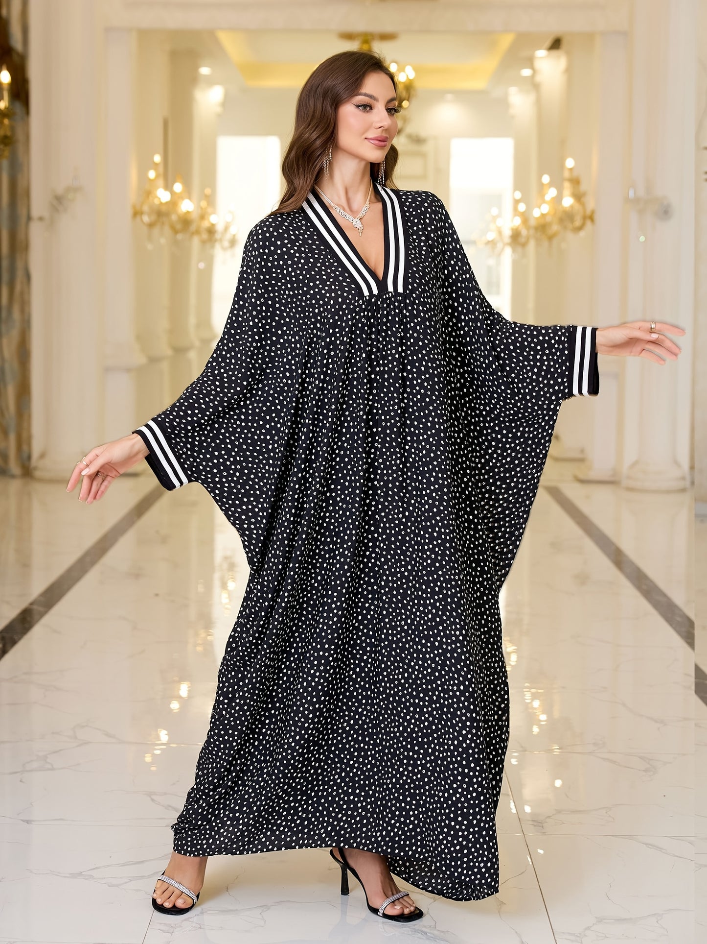 EDOLYNSA Women's Boho Style V-Neck Kaftan Dress with Polka Dot Print, Side Slit, and Batwing Sleeves. Made of 100% Viscose for Ramadan, Pop Dot, Vintage Clothing.