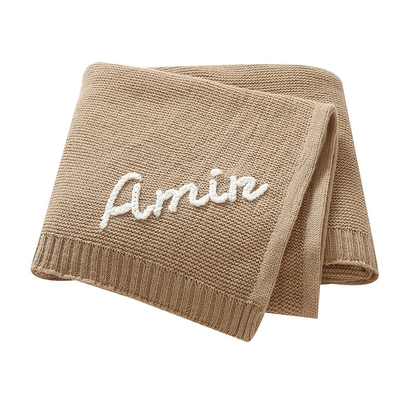 Customize your own name blanket with this soft and cozy acrylic knit blanket. Measuring 100*80cm, this blanket is perfect for all seasons. Give this unique woven blanket as a special gift for anniversaries or birthdays.