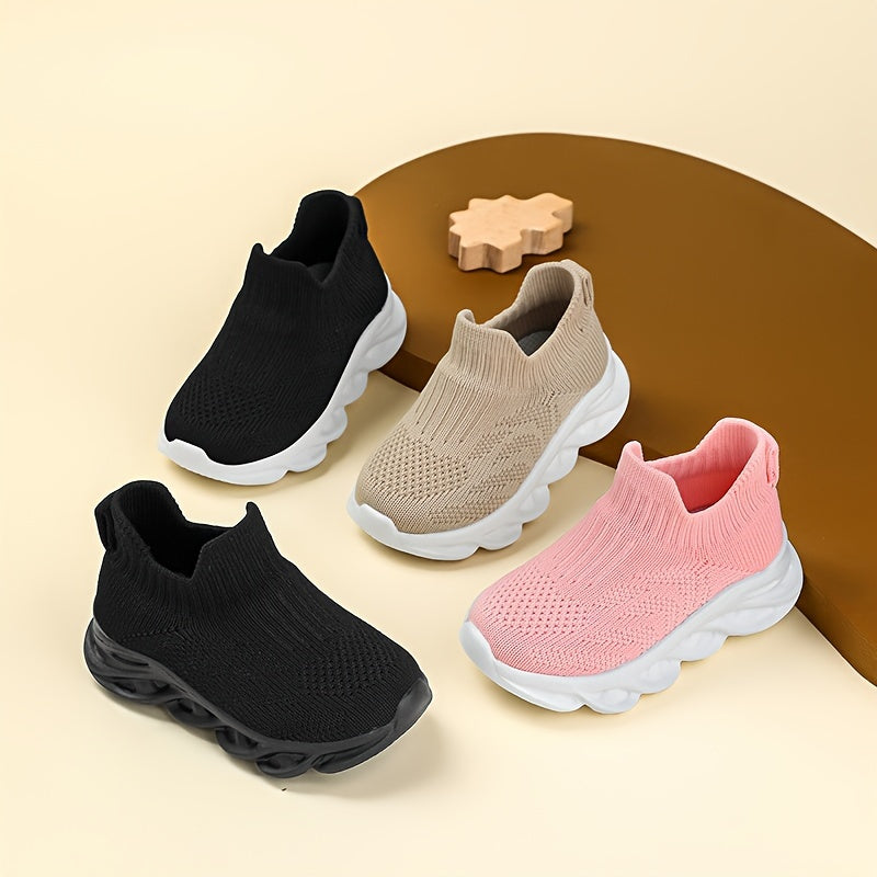 New, stylish and lightweight baby shoes for boys and girls with high breathability and attractive design.