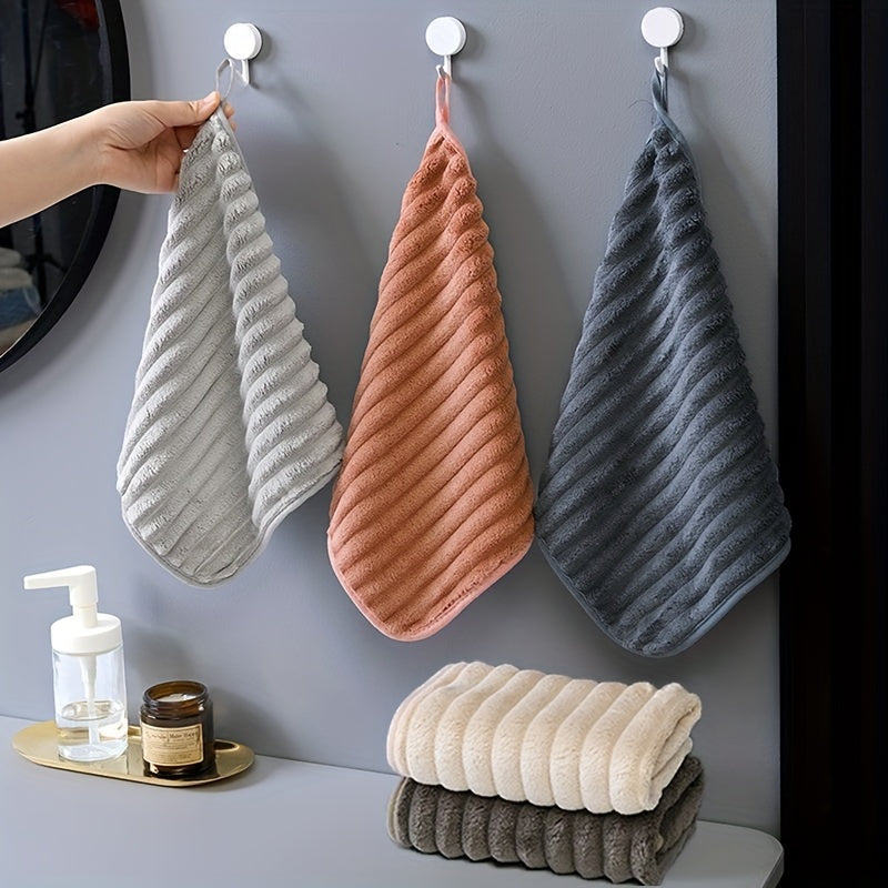 Soft quick-dry hand towels in sets of 1, 3, or 5, suitable for kitchen, bathroom, and home use.