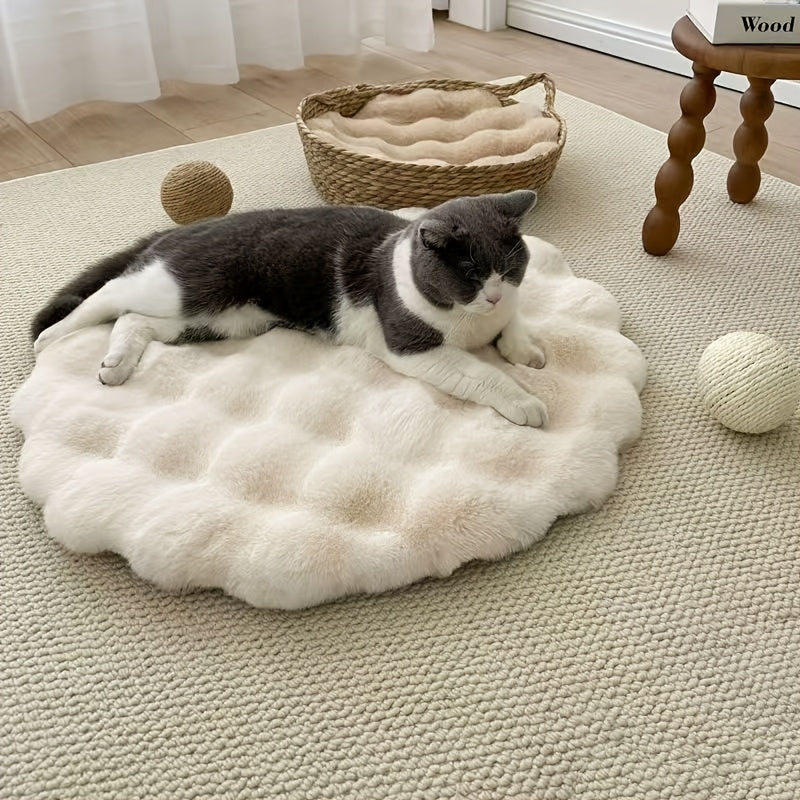 Indulge in the comfort of our 1pc Cozy Round Faux Fur Carpet. Made from soft plush polyester, this lightweight and durable carpet is a luxurious addition to your home decor. With a fluffy solid color design, it is perfect for bedrooms and living rooms.