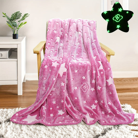 Get your hands on the 1pc Charming Pink Star Glow-in-the-Dark Flannel Blanket. This blanket is super soft, durable, and lightweight, with anti-pilling, wrinkle and fade resistant properties. Ideal for both youngsters and adults, it is perfect for home