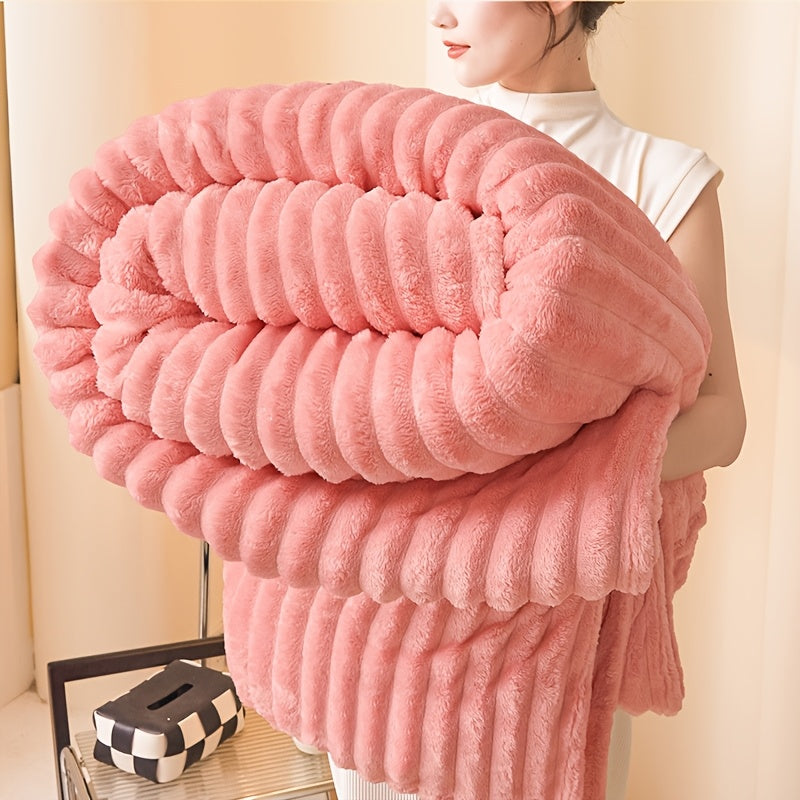 Soft and Cozy Faux Rabbit Fur Blanket - Luxurious Striped Throw made of Durable Flannel Material for Sofa, Bed, Office, Camping. All-Season Comfort with Modern Cream/White Design for Versatile Use. Machine Washable for Easy Care and Tear-Resistant for