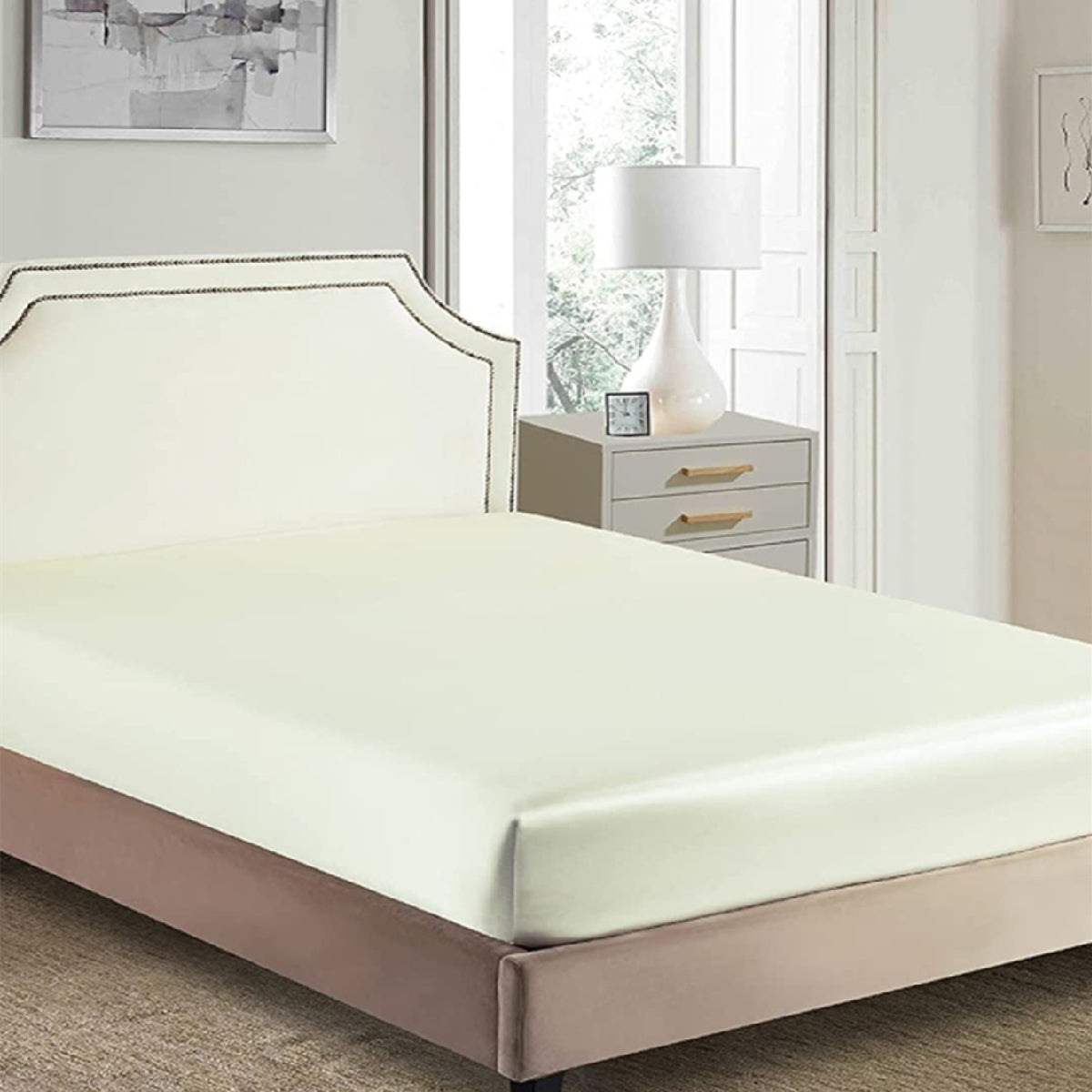 Satin Fitted Sheet in Solid Color, Luxurious Bedding for Bedroom and Guest Room