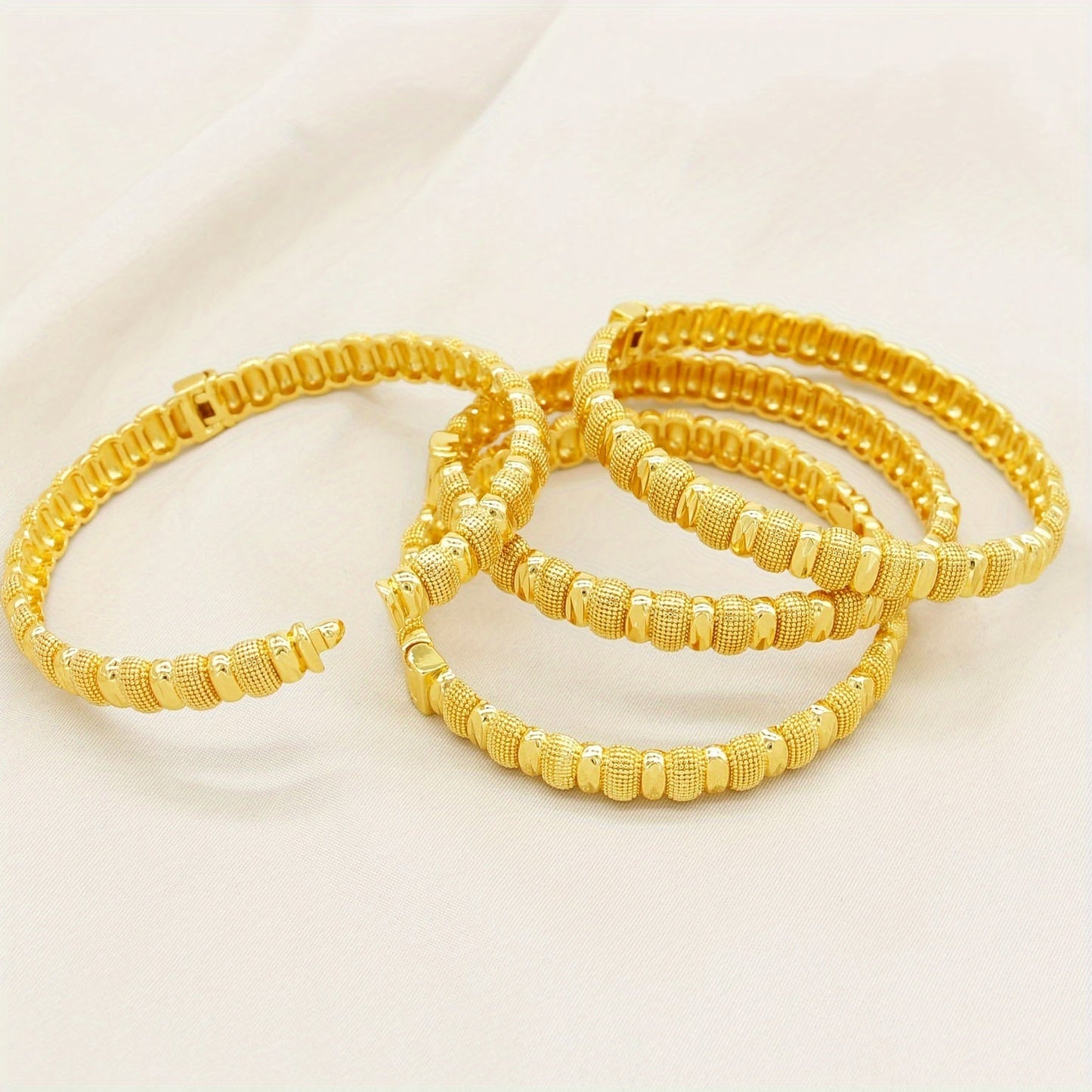 Set of 4 Luxe Gold-Plated Copper Bangles - Timeless Stacking Style for Women, Ideal for Everyday Wear & Gifts