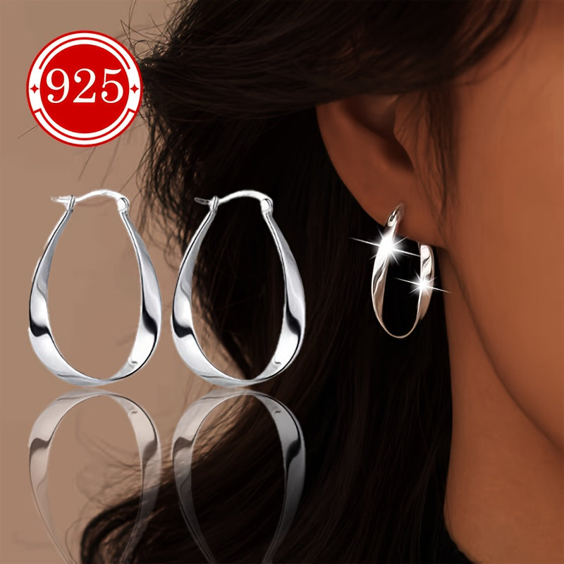 A pair of women's Mobius earrings made of 925 silver, hypoallergenic and featuring a simple niche design. Perfect gifts for couples, girlfriends, daily wedding banquets, sea vacations, Thanksgiving, and Christmas. Comes in anti-oxidation packaging