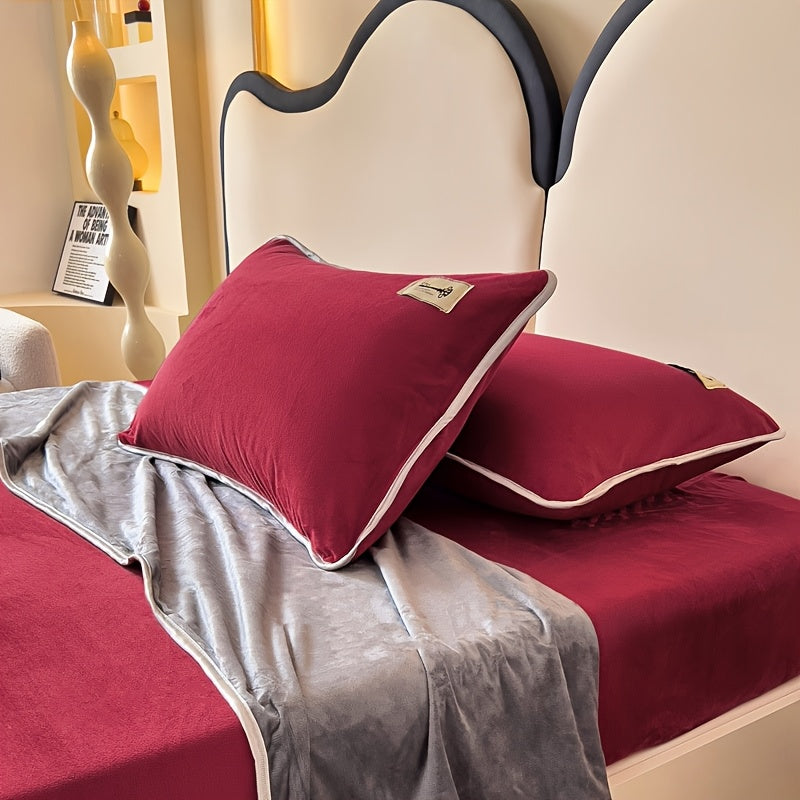 Experience ultimate comfort and warmth this autumn and winter with the luxurious Crystal Velvet Pillowcase.