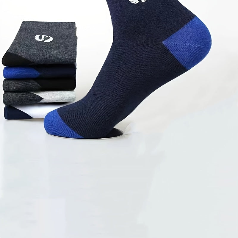 6 pairs of men's socks with alphabet pattern, made of 80% polyester and 20% spandex blend. Breathable and comfortable for daily and outdoor use, suitable for all seasons. Hand wash only.