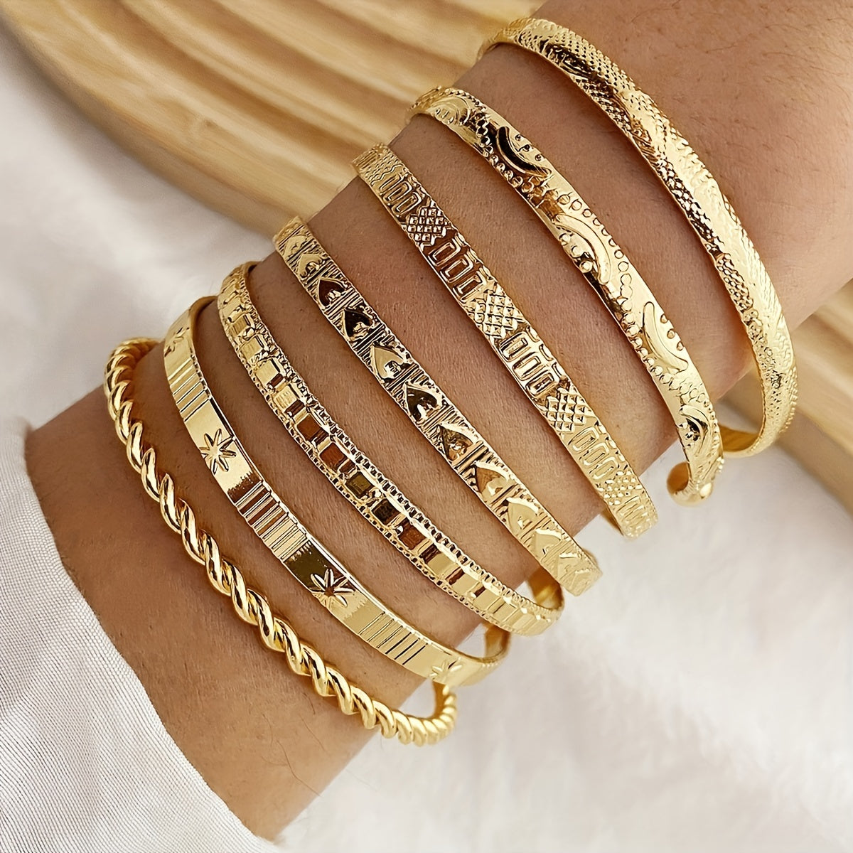 Set of 7 Stylish Lady Cuff Bracelets with Twisted & Star Patterns, Effortlessly Chic Design, Made without Mosaic or Plating, Perfect for Any Occasion and Every Season, Elevate Your Look with Elegant Vacation Style.