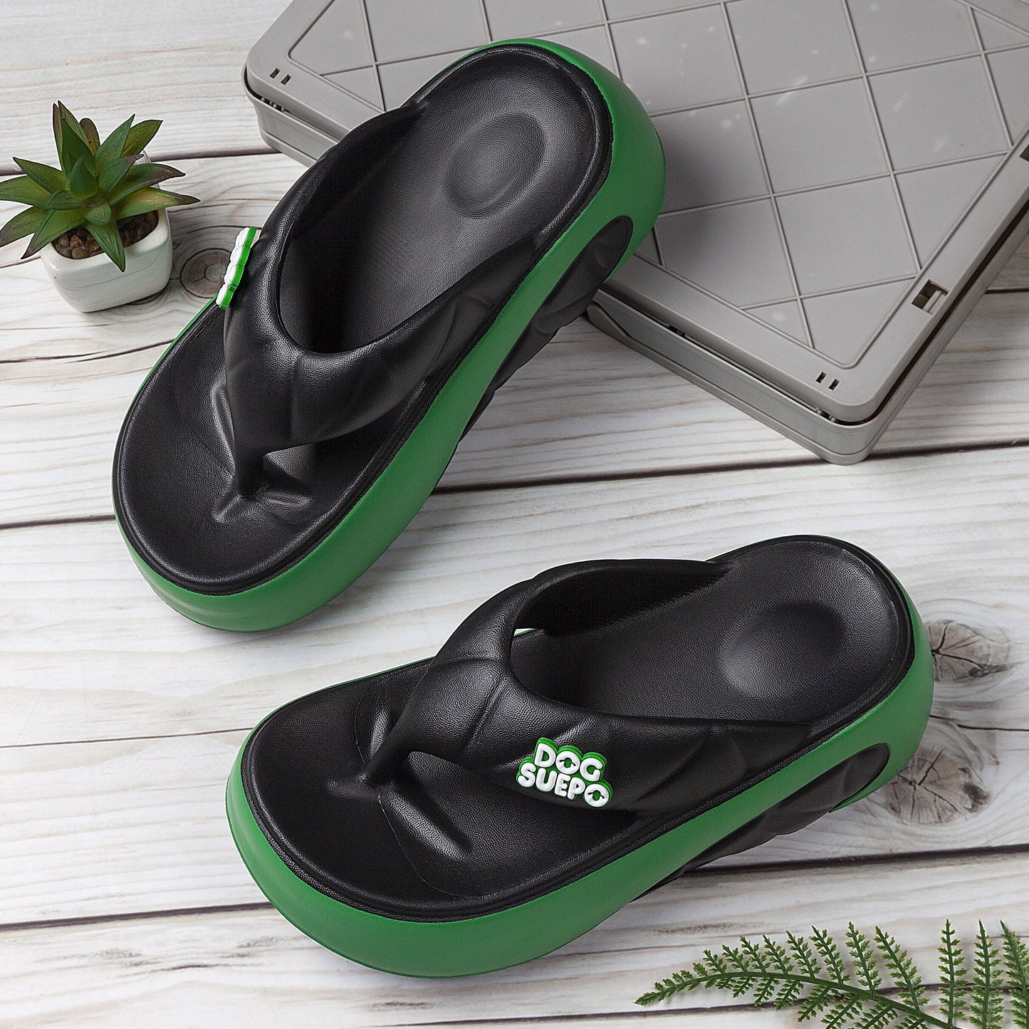 Summer stripe women's platform flip-flops, made of EVA material with slip-on style and thick sole for outdoor use. Hand-washable and cute for summer.