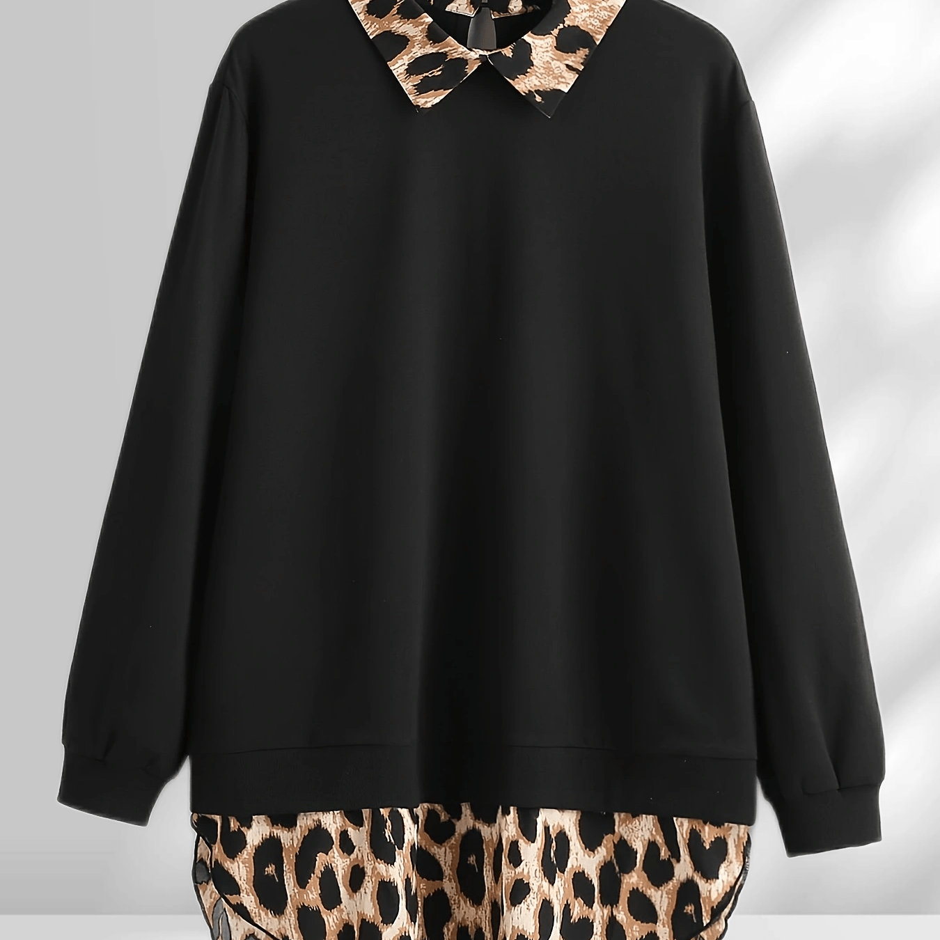 Leopard stitching sweatshirt with lapel collar for plus size women.