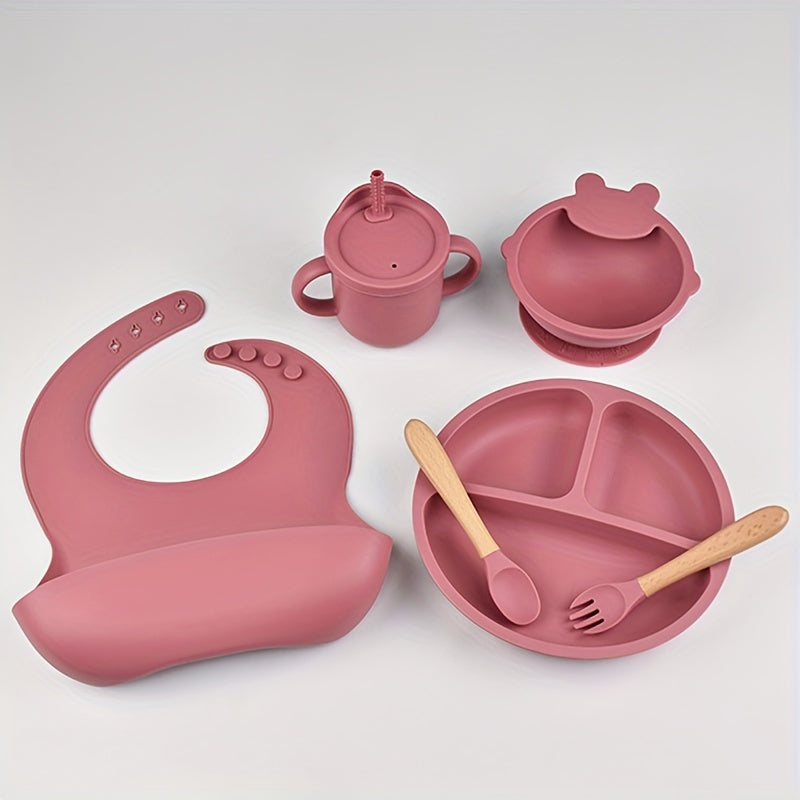 Ideal gift for holidays - Non-toxic silicone feeding set for toddlers aged 0 to 3 years, includes suction plate, bowl, divided dish, cup with straw, bib, and utensils, ensuring a safe and enjoyable mealtime for children.