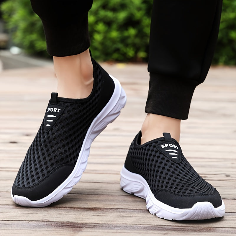 breathable slip-on men's shoes for spring/summer/autumn, large size and wear-resistant