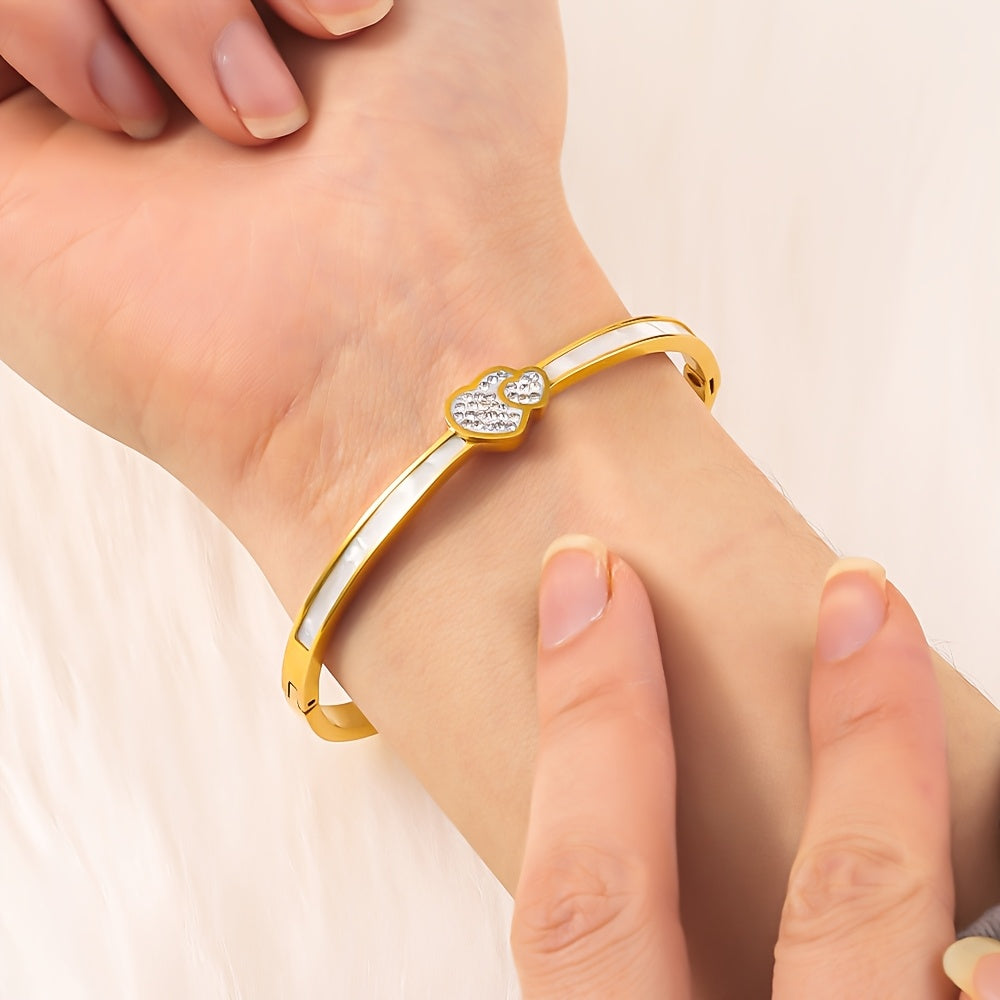 Elegant Gold-Plated Stainless Steel Bangle adorned with Rhinestone Accents - A Versatile and Luxurious Accessory for Both Casual Wear and Gifting