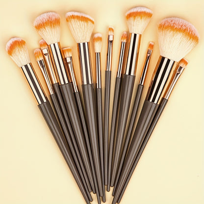 Full set of soft synthetic brushes for quick and easy makeup application, suitable for beginners and professional makeup artists. Convenient for travel. Perfect Valentine's Day gift.