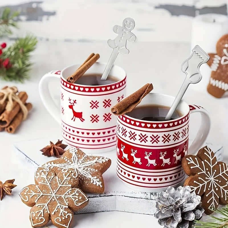 Get a set of 12/20 charming Christmas spoons made of top-quality stainless steel. These mini spoons are ideal for stirring coffee, tea, cocktails, milkshakes, and jams. They make the perfect festive table decoration for Christmas parties with 4 different