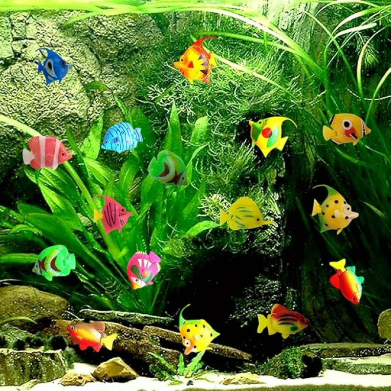 15 realistic moving artificial fish for tank or bathroom decoration.