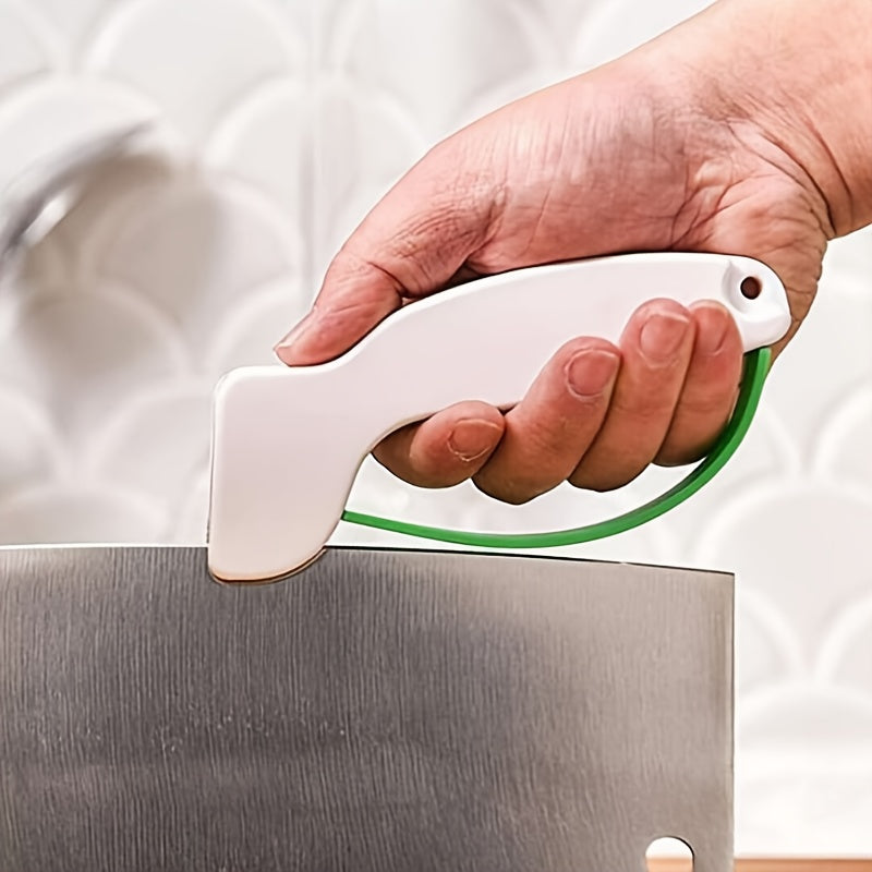 Sharpen your kitchen knife and scissors on the go with our portable sharpener. Say goodbye to dull blades and enjoy easy sharpening without the need for electricity. Made from durable ABS material for long-lasting use, enhancing your cooking experience.